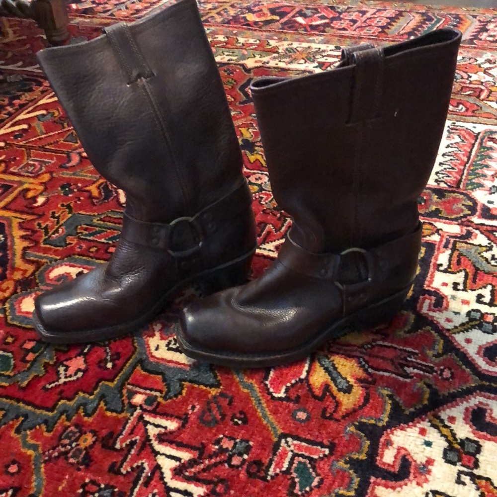 Frye Brown Harness Boots EUC Sz 8